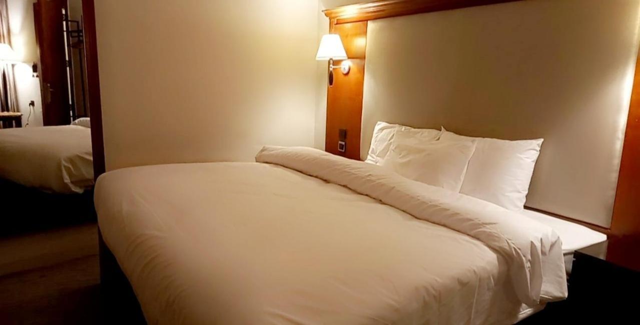 P.A.S.H.A Boutique Hotel Amman Esterno foto